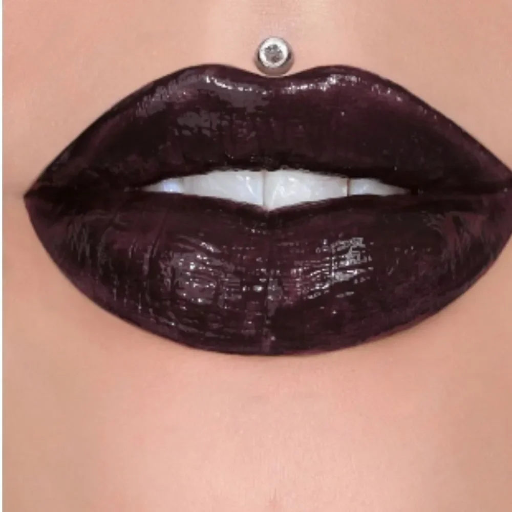 Jeffry Star Supreme Gloss In A Dark Place